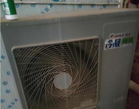 珠海大小冷库拆除回收，制冷压缩机回收、工业冷水机回收